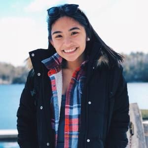 Meet your Posher, Danielle